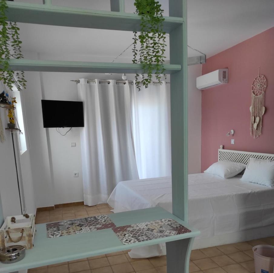 Arocaria - Peaceful * Faliraki